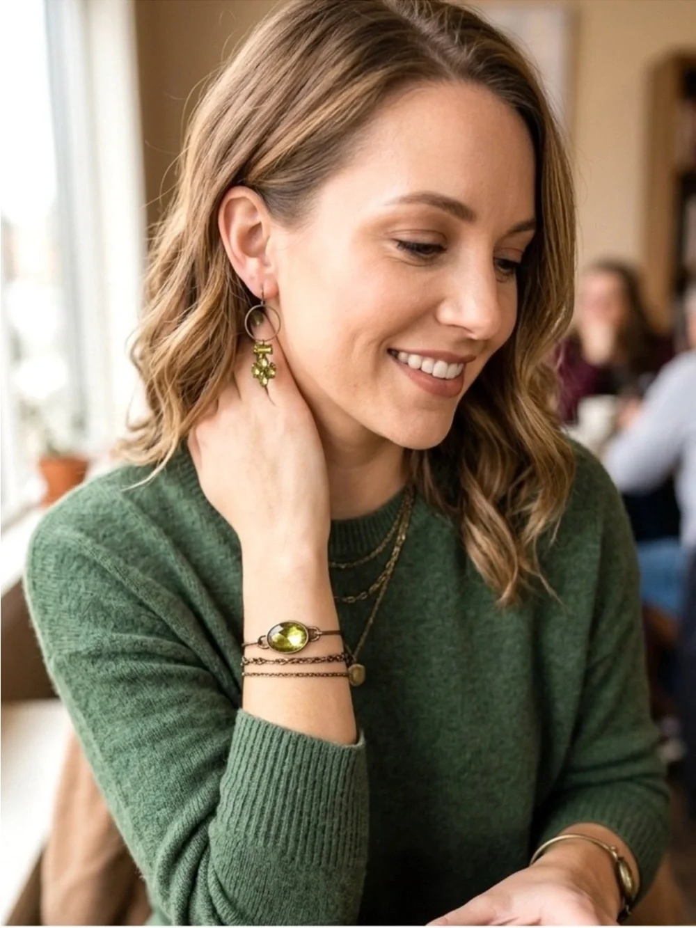 Plunder Vintage-Inspired Green Crystal Round Bracelet and Earrings Set